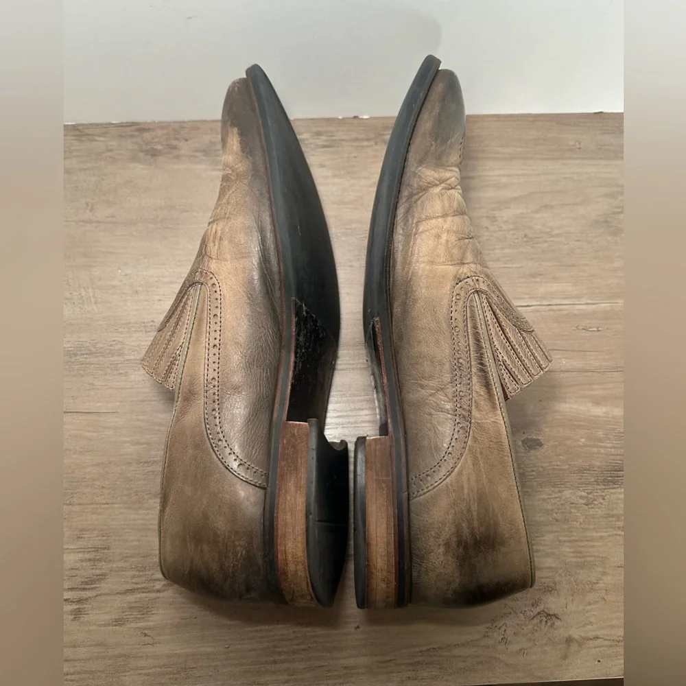 BACCO BUCCI  Mens Tan Distressed Italian Leather Slip On Loafer Shoes Size 10.5.